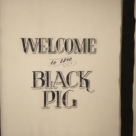 The Black Pig Public House Bed and Breakfast Staple Eksteriør billede